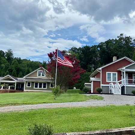 The Farmhouse At Wolfehaven Asheville Luaran gambar