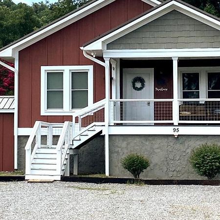 The Farmhouse At Wolfehaven Asheville Luaran gambar